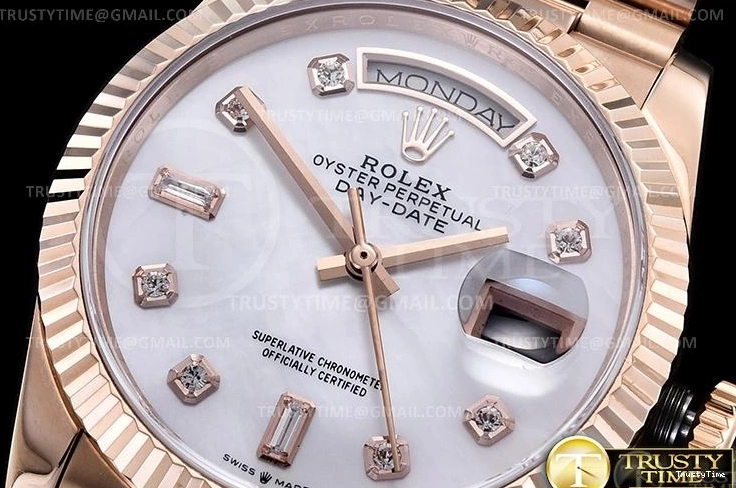 0404 RDD0219G – DayDate 36mm Practical 693